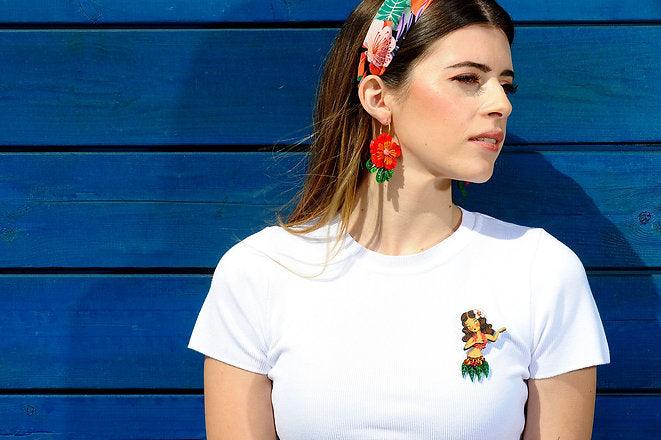 Brunette Hula Girl Brooch by Laliblue