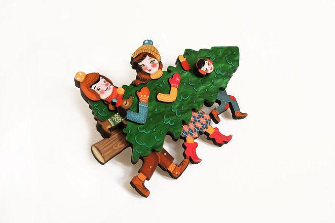 Family With Christmas Tree Brooch by Laliblue