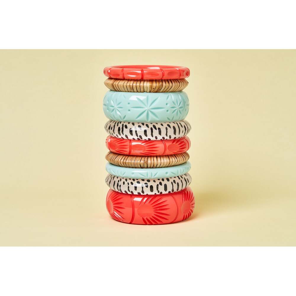 Narrow Surf Heavy Carve Medium Bangle by Splendette