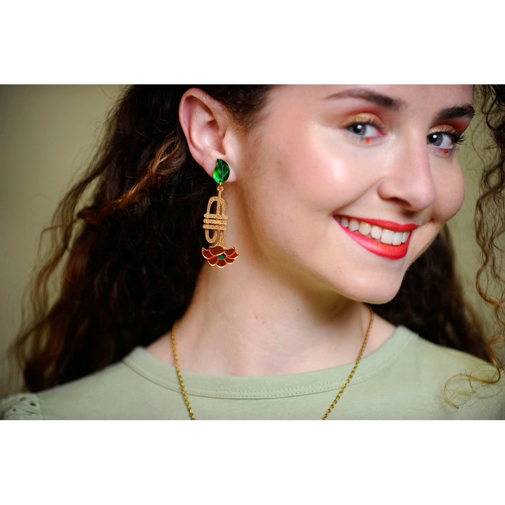 Trumpet with flower earrings by Laliblue