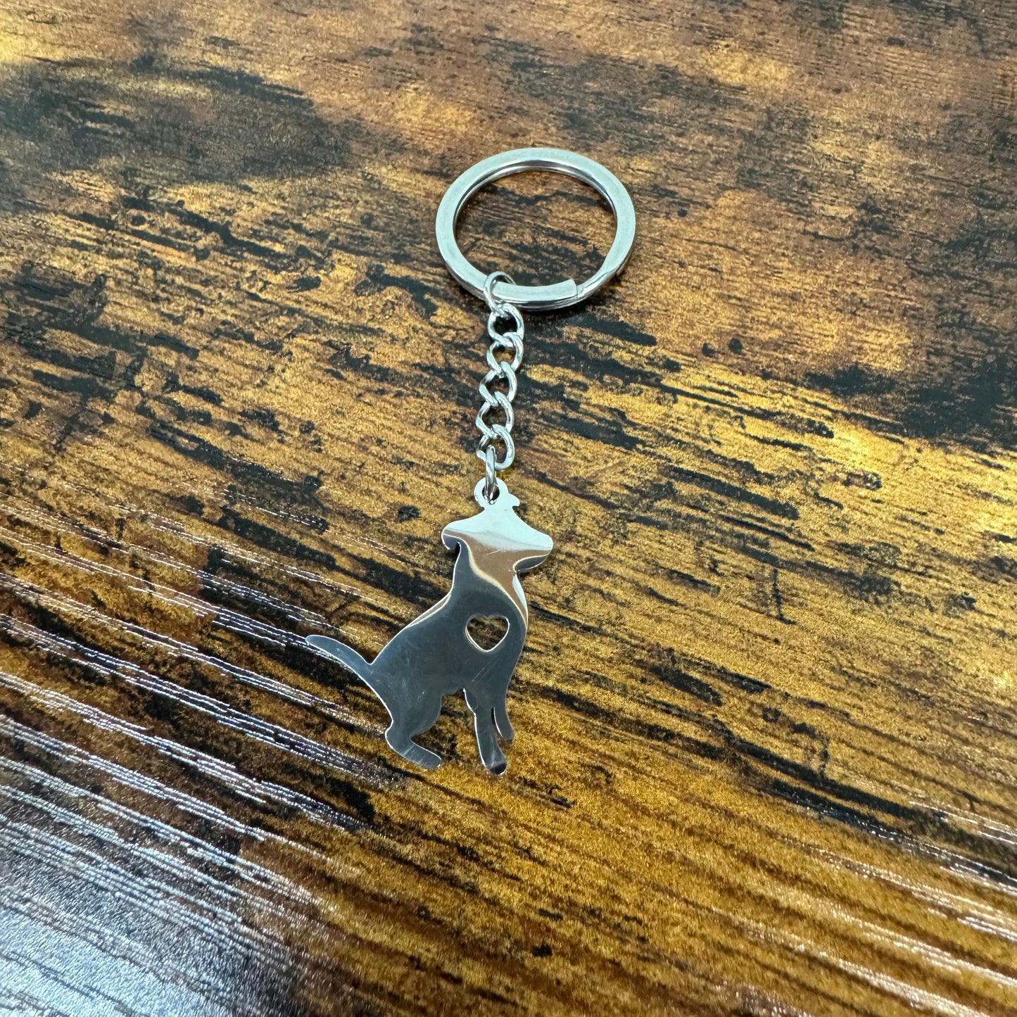 Keychain - Sitting Heart Dog