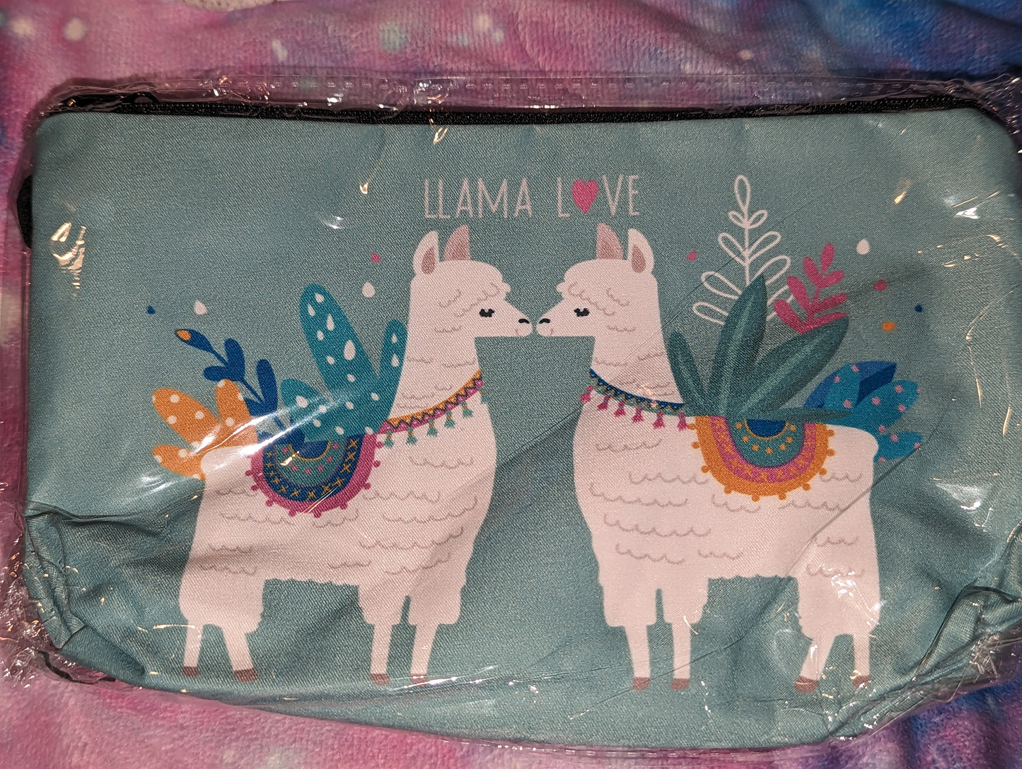 Pouch Llama Love