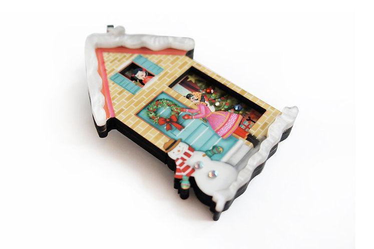Christmas House Brooch by Laliblue