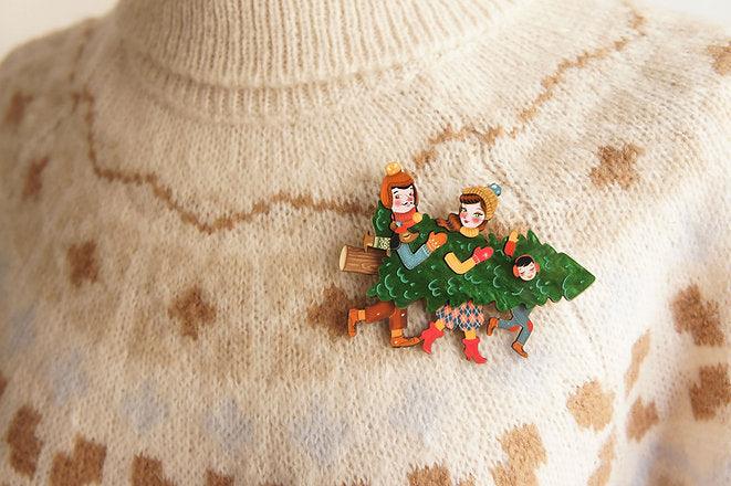 Family With Christmas Tree Brooch by Laliblue