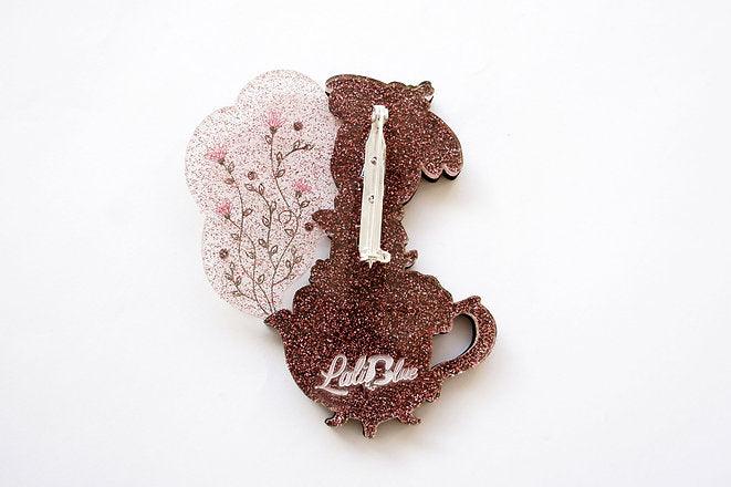 Flower Tea Brooch by Laliblue
