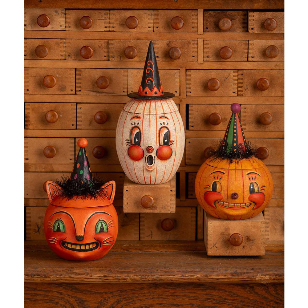 Gourdy White-O-Ween by Johanna Parker for Bethany Lowe Designs