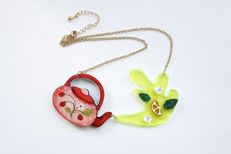 Green Teapot Necklace by Laliblue