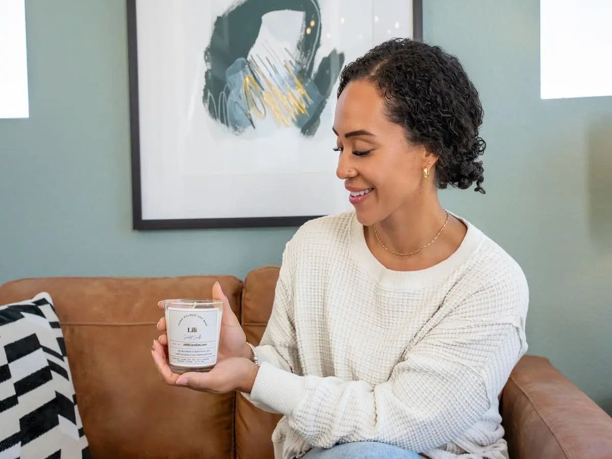 Lili - Lush Gardenia, Tuberose - Soy Wax Scented Candle