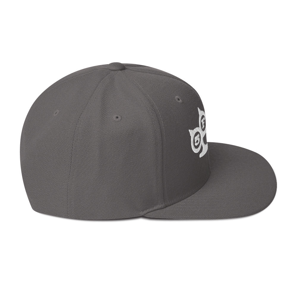 MerchMoment Five Finger Death Punch Grey Knuckles Embroidered Snapback Hat [Apparel]