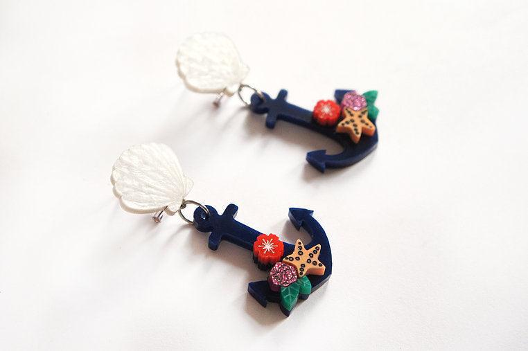 Nautical Anchor Earrings by Laliblue