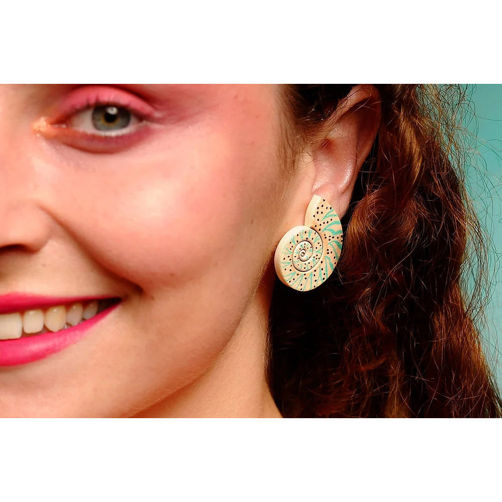 Sea Snail Earrings by Laliblue